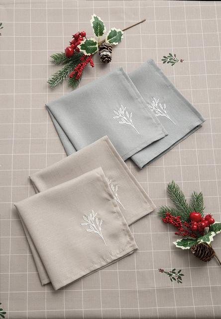JC SET 2 SERVILLETAS NAVIDEÑAS BORDADAS